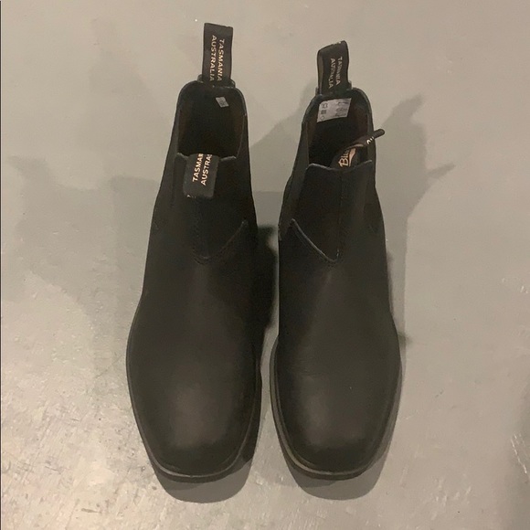 Blundstone Shoes - Black Blundstone Chelsea Boots, 8